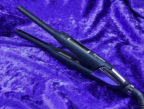 Signature hair straighteners - signature,